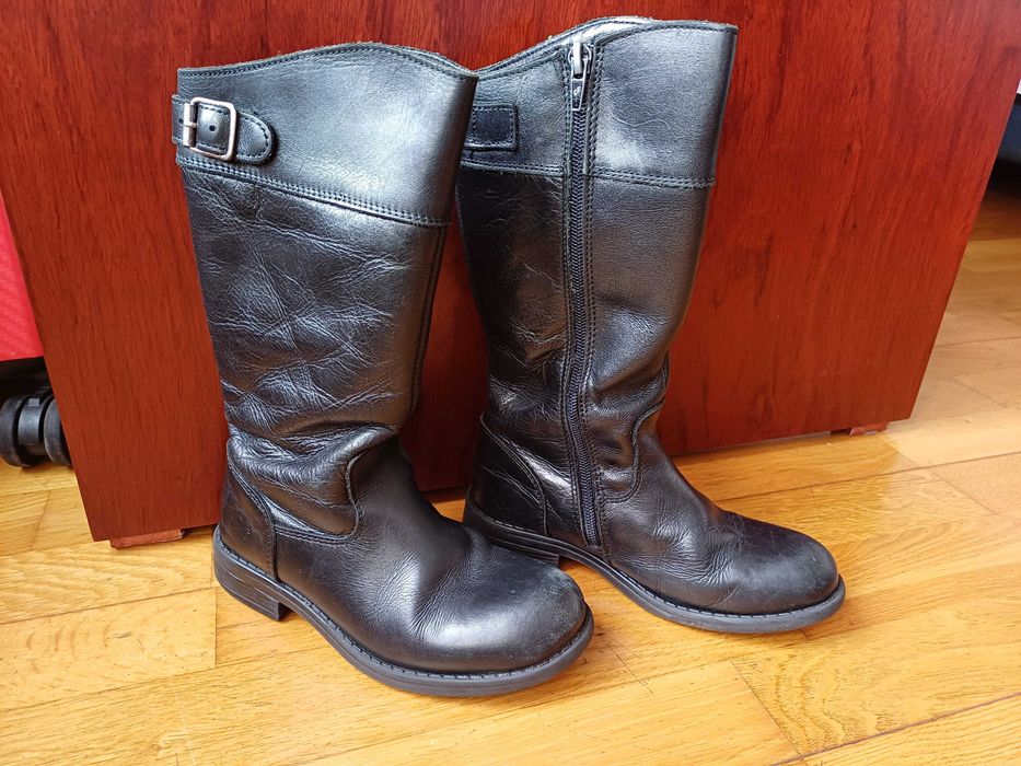 Botas pretas menina N. 32