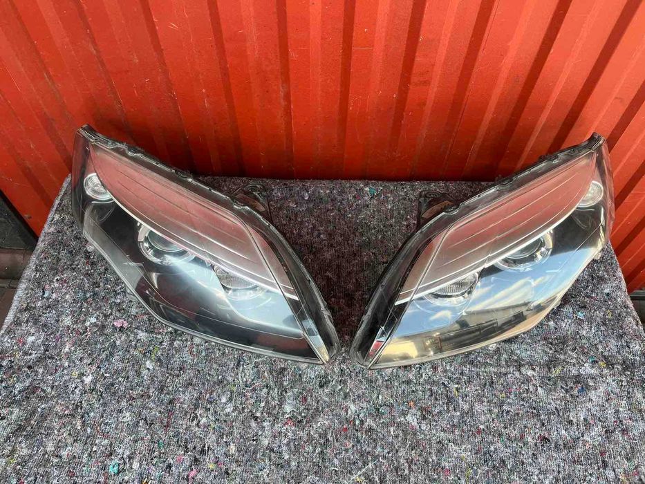 Фара Права / Ліва Renault Laguna 3