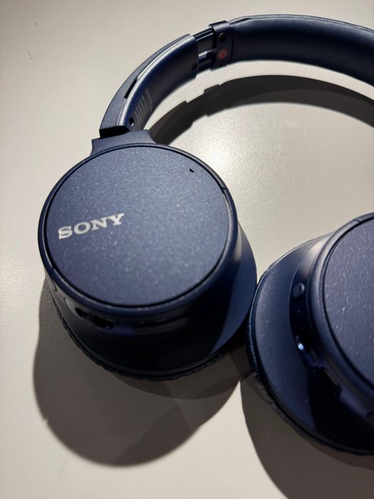 Fones  Sony WH-CH700N