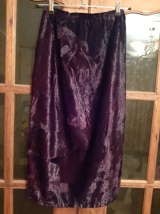 Продам Красивую Велюровую юбку