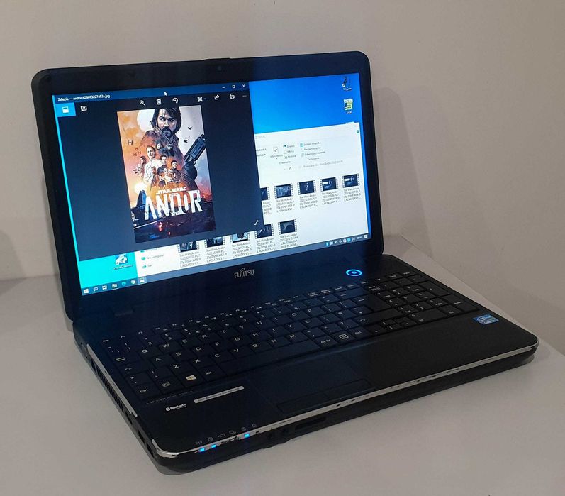Laptop FS 15,6 i3 4x2,4GHZ 320GB 4gb Bateria 2h Sprawny 100%