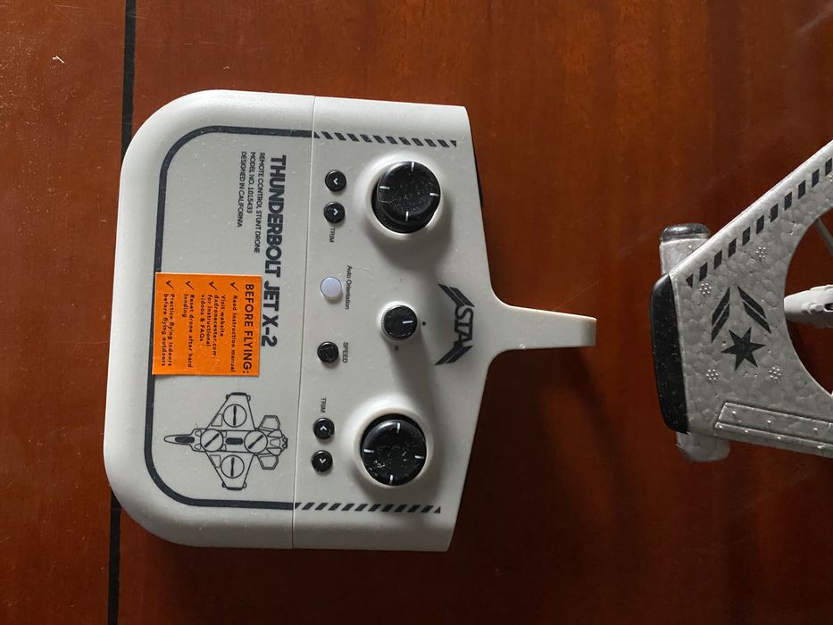 Thunderbolt Jet X-2 Remote-Controlled Drone64550554081923122