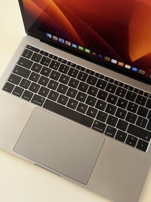MacBook Pro 13-inch