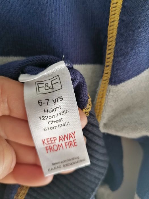 Dzianinowy sweter chłopięcy 6/7 lat 122 cm