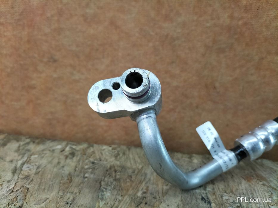 VW ID.4 ID4 2020- ID.3 Q4 Enyaq Трубка шланг кондиционера 1EA816721A