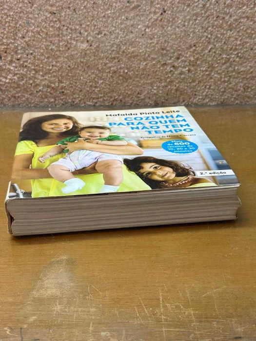 Livro "Cozinha Para Quem Não Tem Tempo"