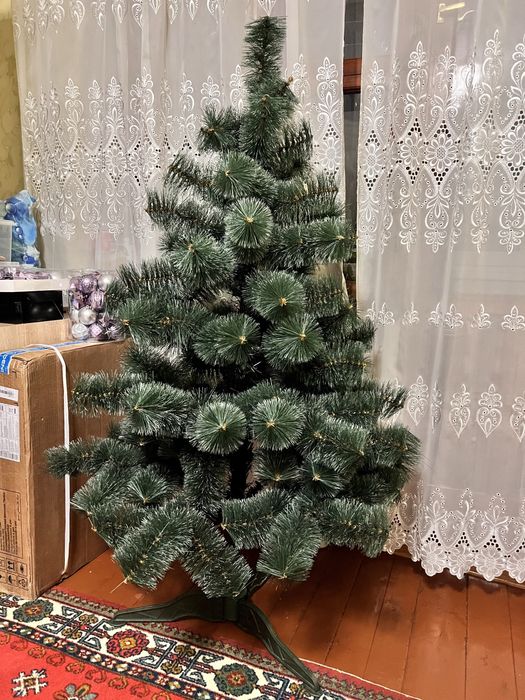 Штучна ялинка, сосна