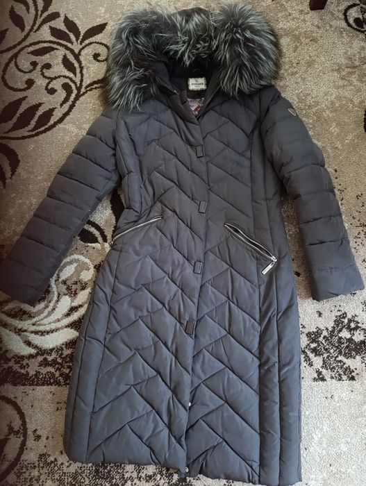 Продам пальто жіноче, на зиму, р. 42-46.