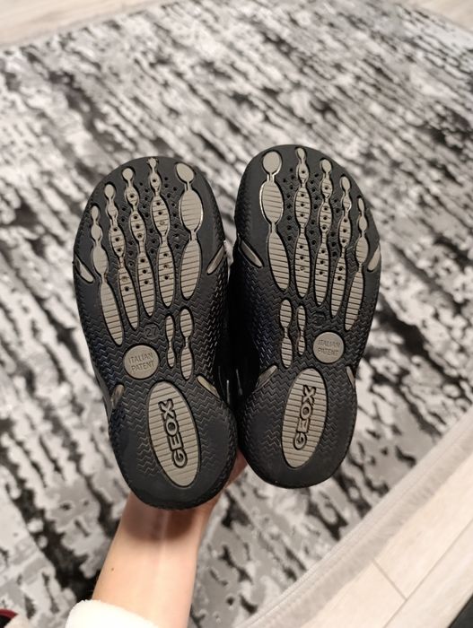 Кросівки geox для хлопчика .