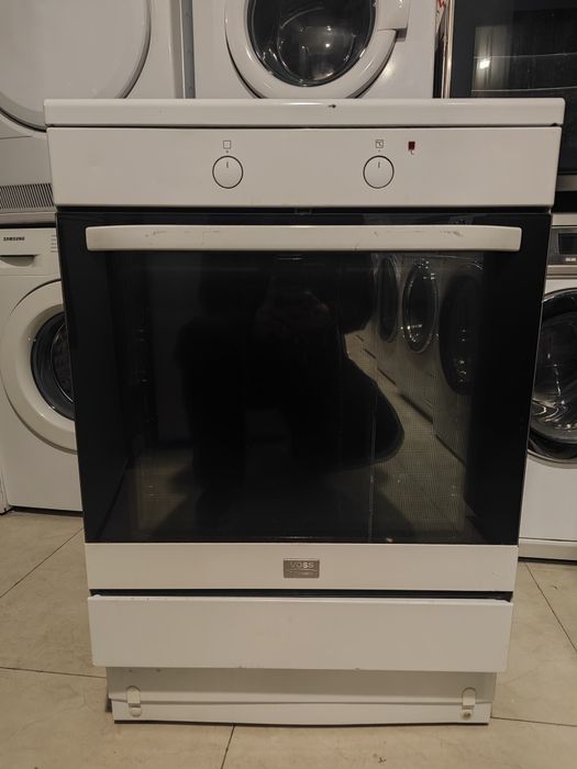 Індукційна піч Electrolux ELI13021HV з Швеції