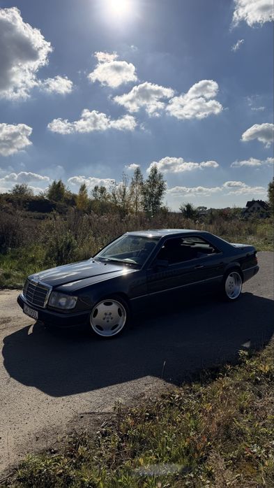 Merceses-Benz w124 coupe 2.3
