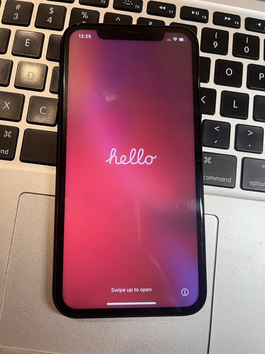 Iphone XR донор Icloud на запчастини