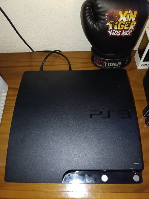 Troco PS3 slim desbloqueada 256gb com vários jogos
