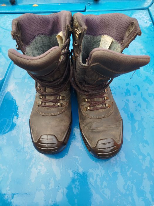 Продам вживані берці ( ботинки)