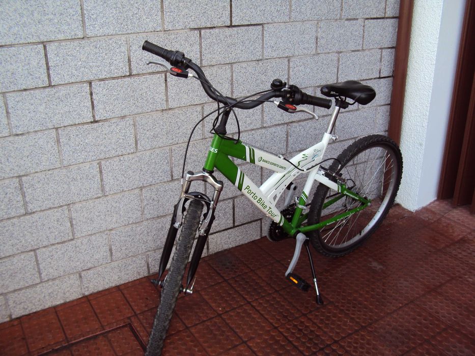 Bicicleta de passeio  em ótimo estado como se vê nas fotos