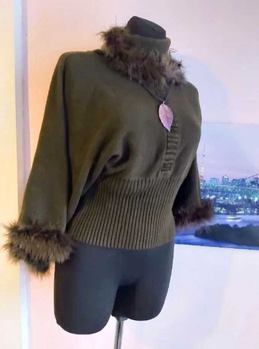 Nowe ponczo L Khaki