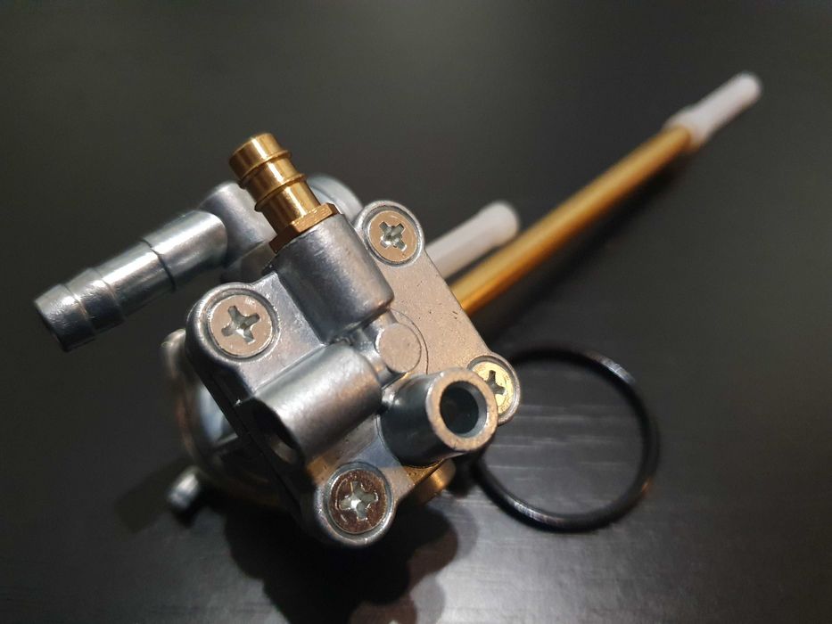 Torneira de gasolina Kawasaki com Vácuo