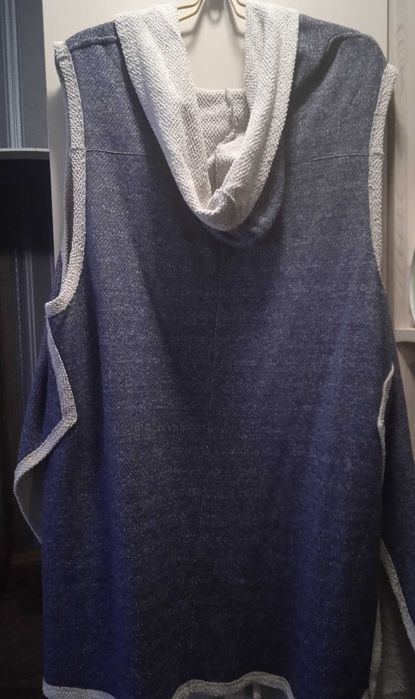 Бомбезный жилет р-р 62 Батал. очень классный