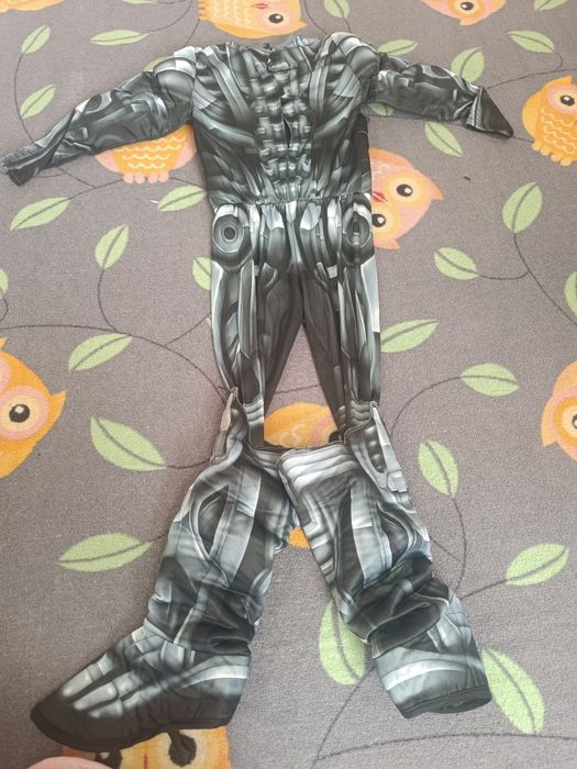 Strój robota Marvel Avengers rozmiar 110/116