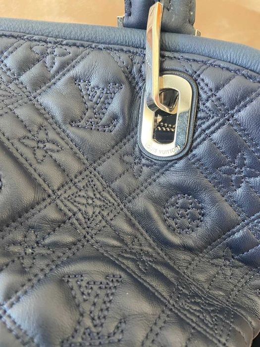 Mala LOUIS VUITTON – modelo Antheia Lilia GM