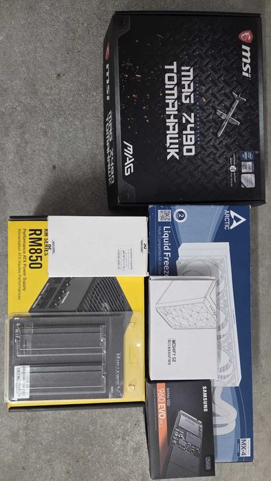 PC Gaming i9 11900F • 32GB RAM 4000MHz • Fonte 850W • MSI MAG Z490 Tomahawk • NVMe M.2 Samsung 960 EVO 256GB • AIO CPU Cooler •  Sem Gráfica