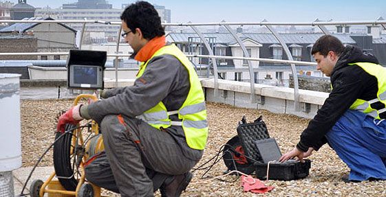 Прочистка канализации, унитаза, ванны. Чистка засоров труб Киев и обл ...