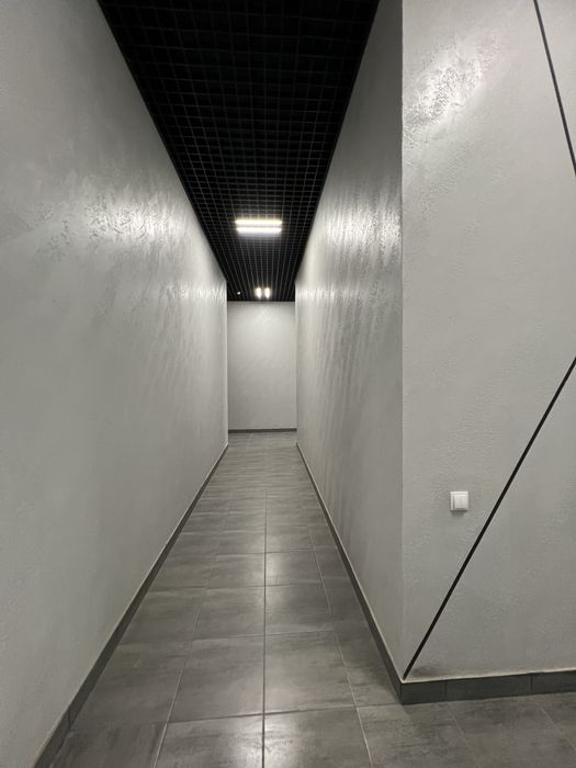 Оренда комерційного приміщення 253 кв.м в центрі міста