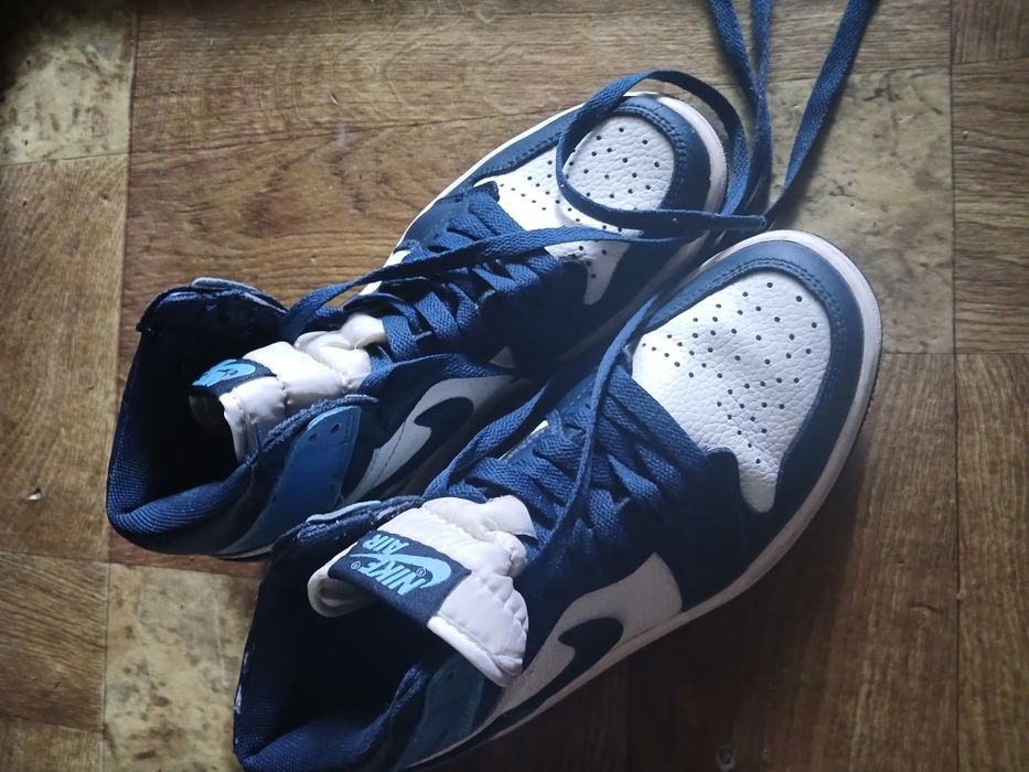 Кросівки для підлітка