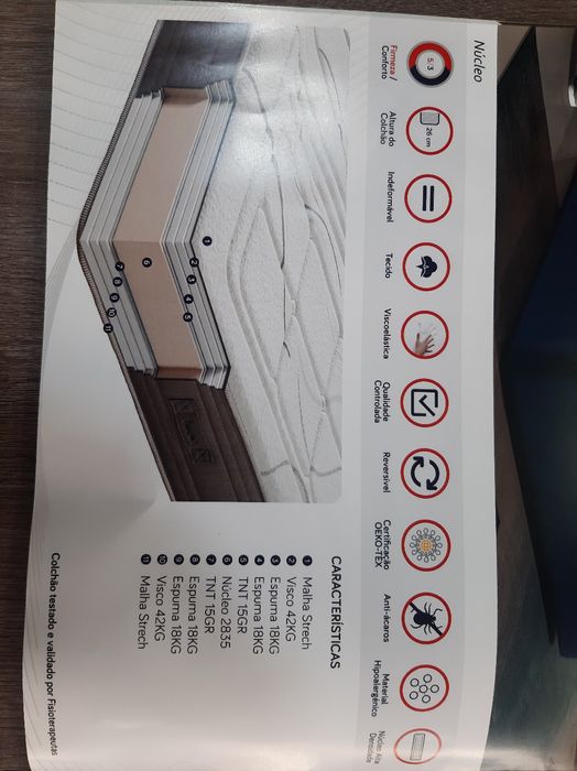 Colchão  e estrado com 6 pés  novo  195x150