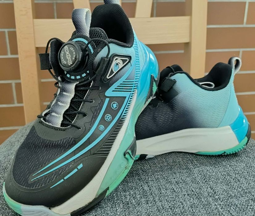 Buty chłopięce 2 pary 31 i 33