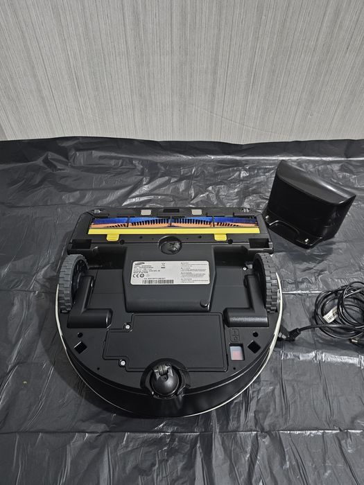 Робот пилосос Samsung SR20H9050U