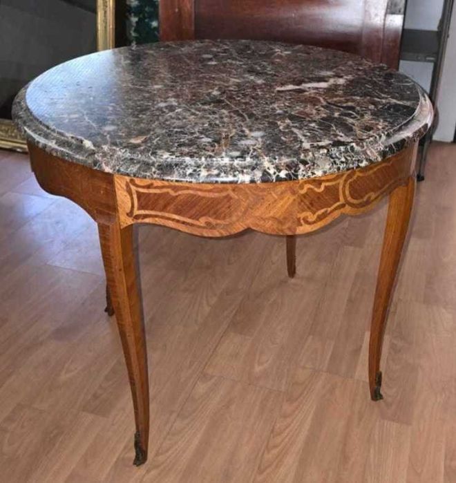Mesa de apoio/ gueridon estilo Luís XV séc XIX/XX