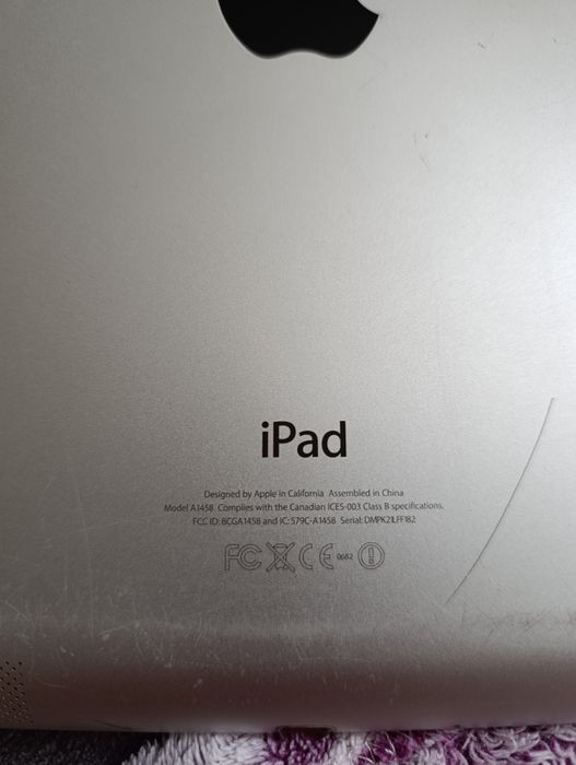 Продам iPad 4(A1458)
