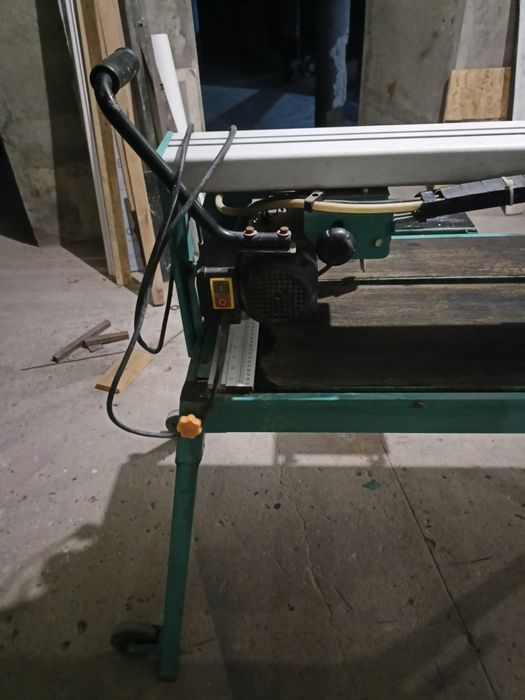 Продам водоріз для плитки.