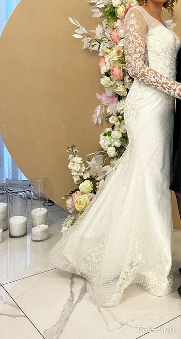 Весільна сукня