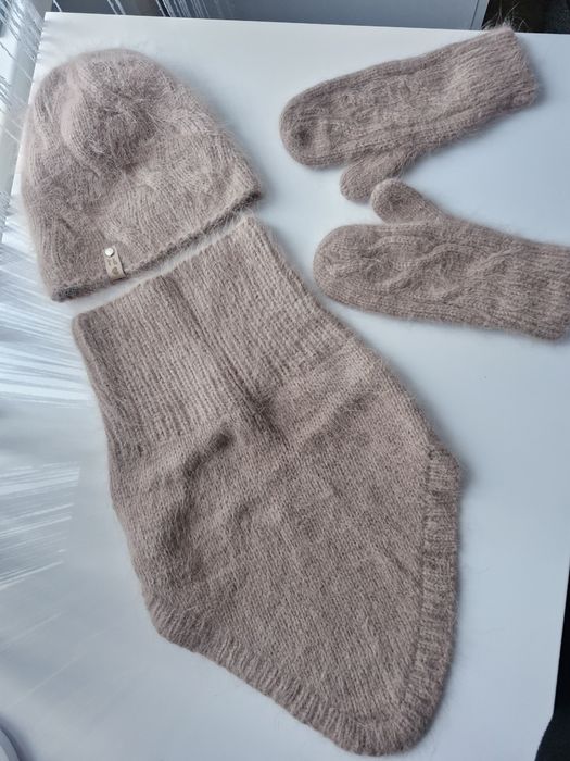 Шикарний комплект з ангори Hand made