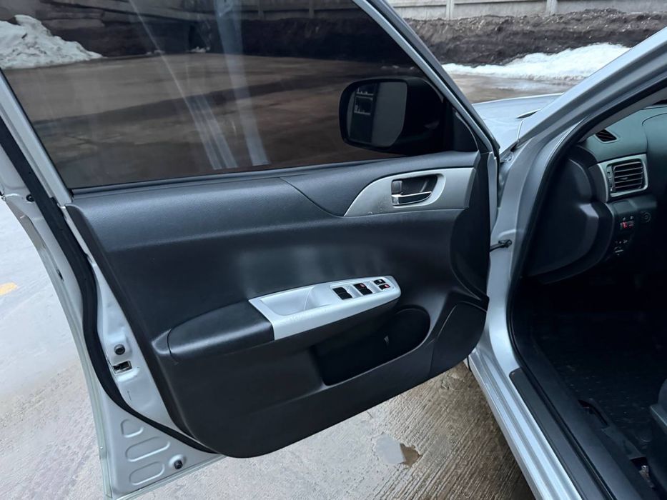 Subaru Impreza газ/бенз Автомат
