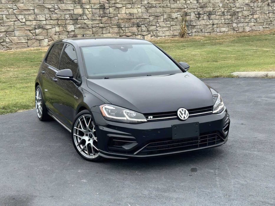 Volkswagen Golf R 4Motion      2019