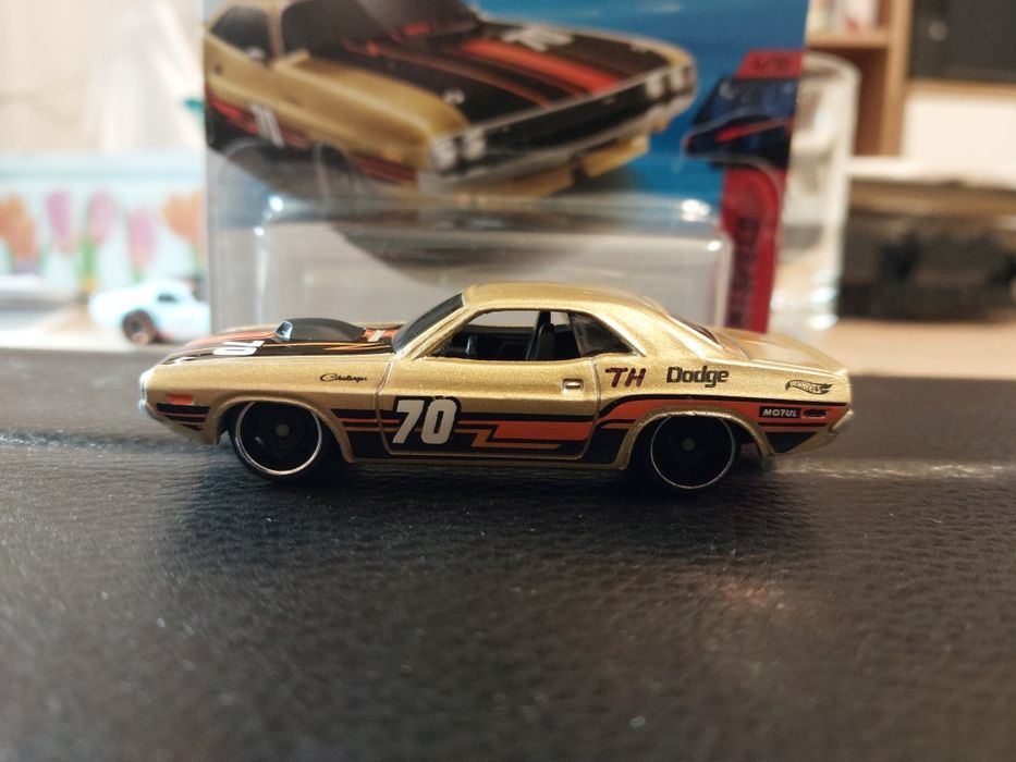 Hot Wheels 70' Dodge Hemi Challenger Custom