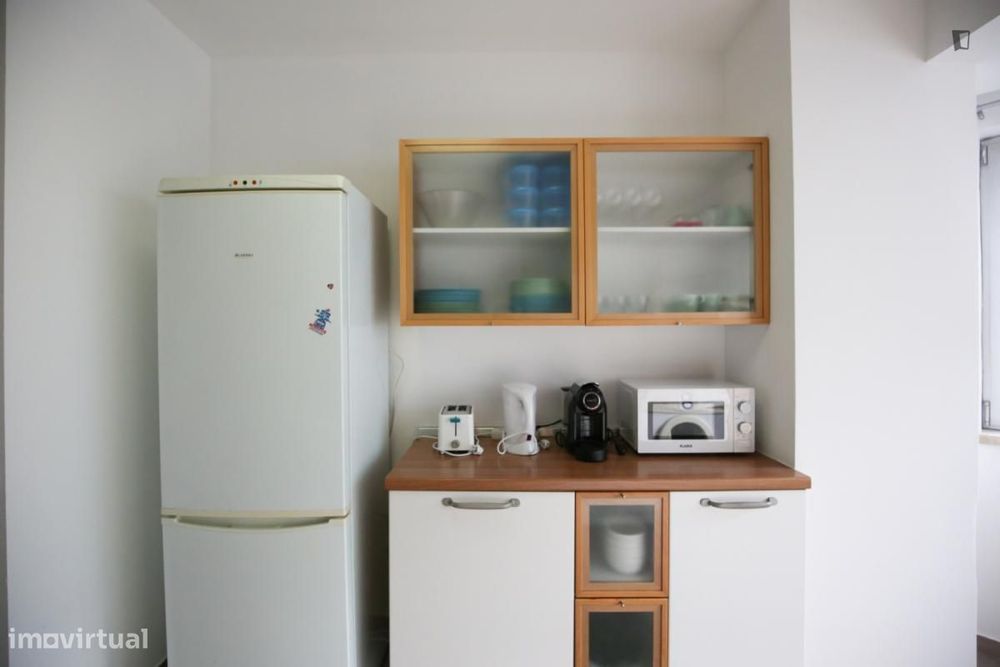 Quarto - localizado em Olaias Lisbon