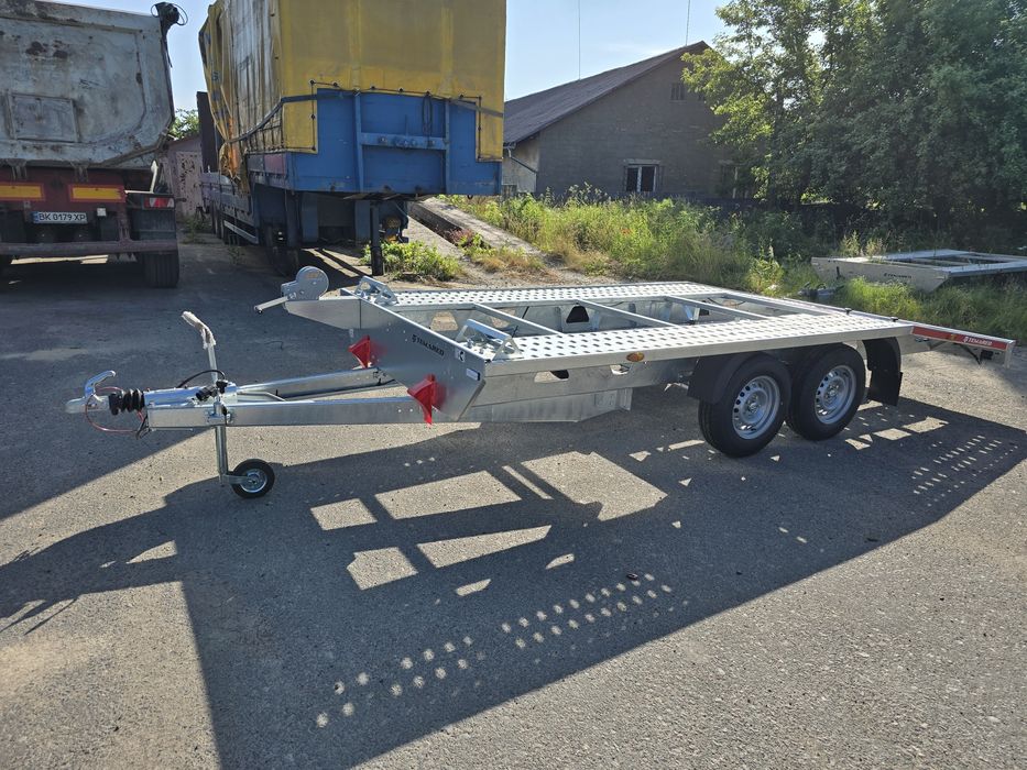 Лавета, автовоз, лавет для перевезення авто