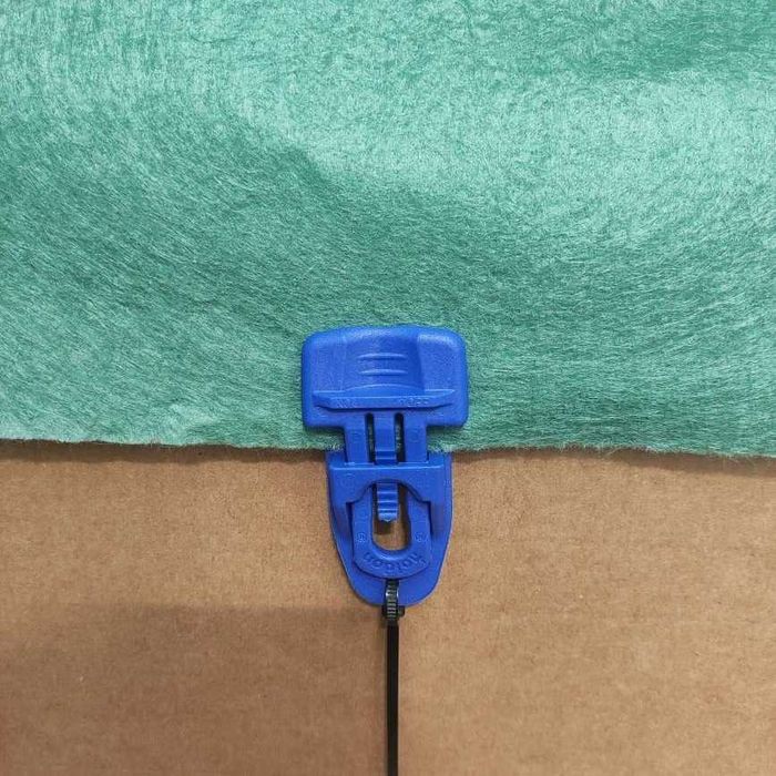 Mocowanie do fliz-u klips do obciążenia,mocowanie. ILOŚĆ 20 SZTUK