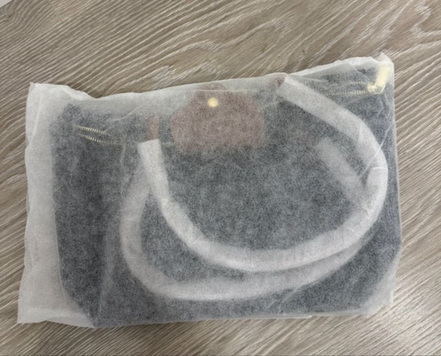 Mala de ombro nunca foi usado