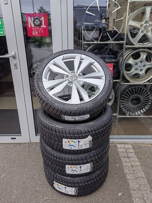 Koła ZIMA Alu Vw Golf VI VII Caddy Touran Skoda 225/40R18 VREDESTEIN