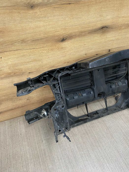 Pas przedni bmw e90 lift