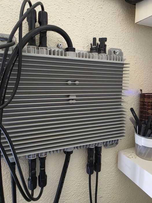 Microinversor Deye 2000 Wats  extensível a 6000w com wifi