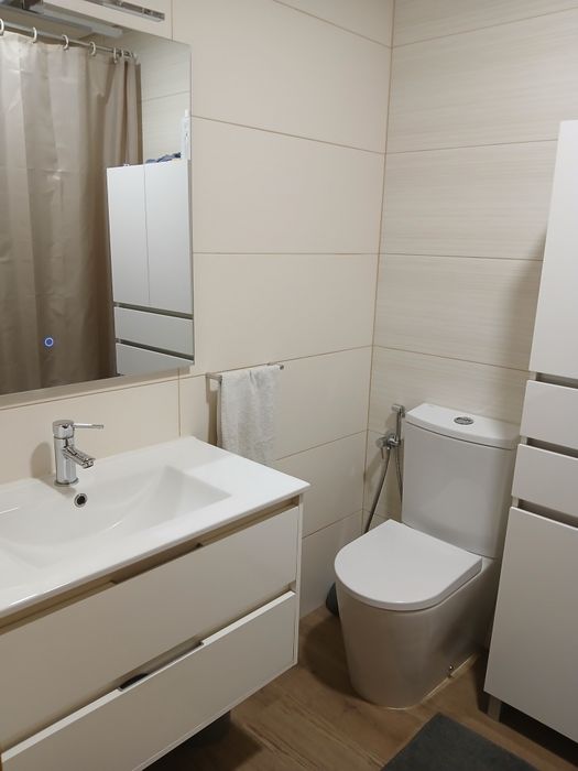 Vende-se T3 moderno no centro de Viseu