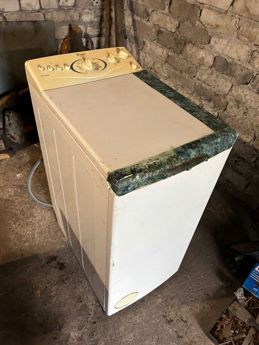 Стиральная машина 5кг Whirpool 2290