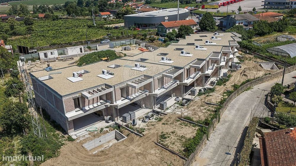 Moradia T3 no PARKVIEW RESIDENCES em Rendufe - Amares