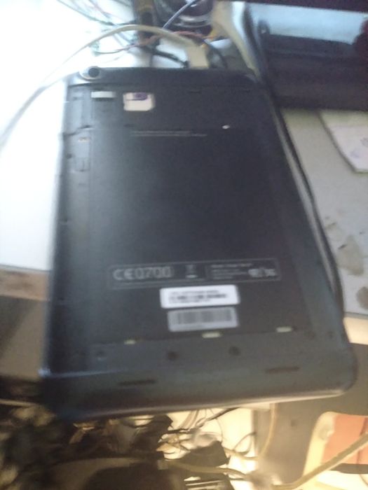 Vendo   table a funcionare bem